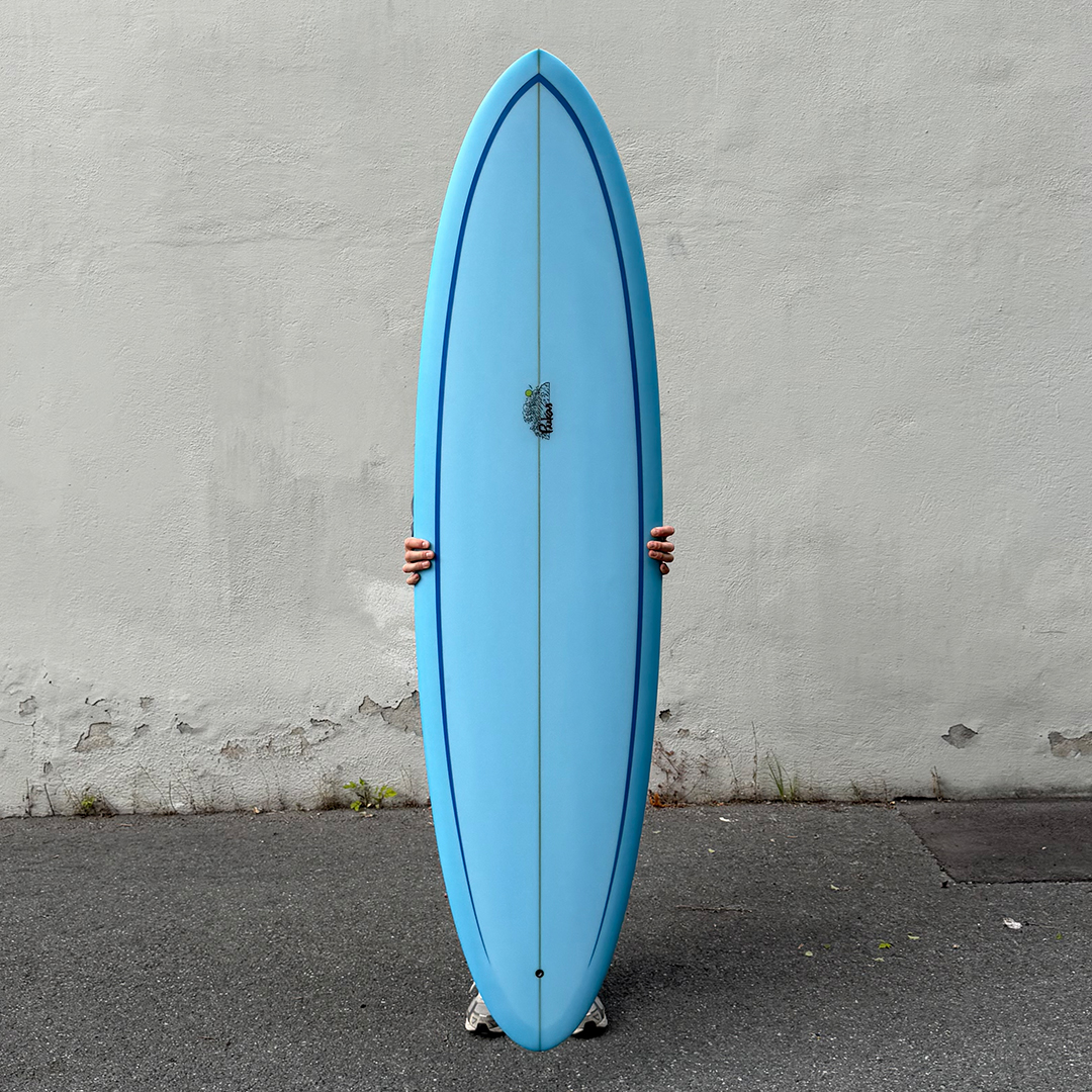 Pukas Lotus 6'10 mid-length surfebrett