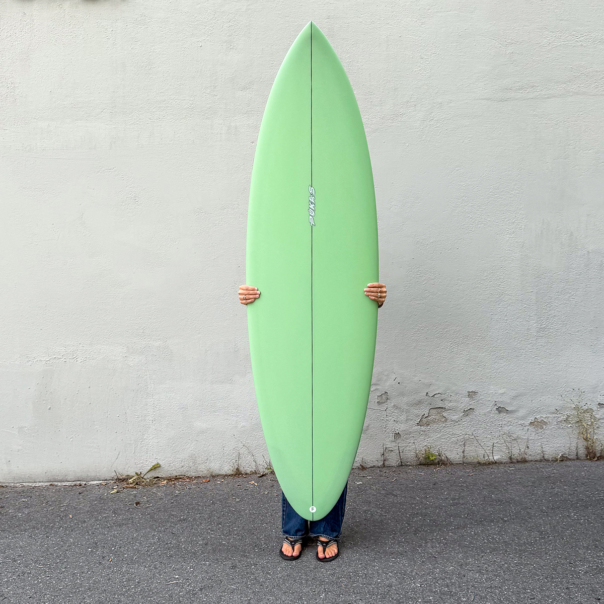 Pukas Space Oddity 6'6 mid-length surfebrett